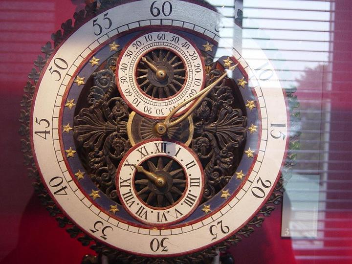 86 clock 1.JPG